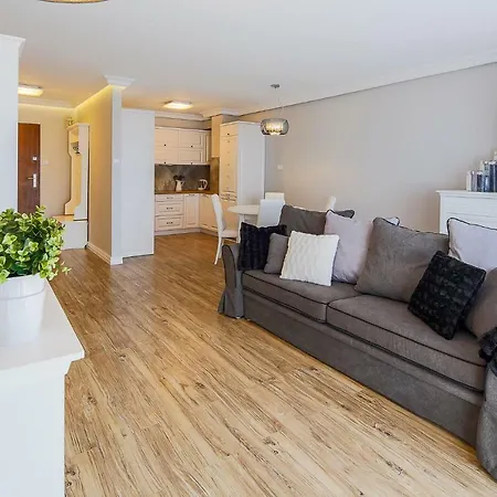 Paryski * Miedzyzdroje